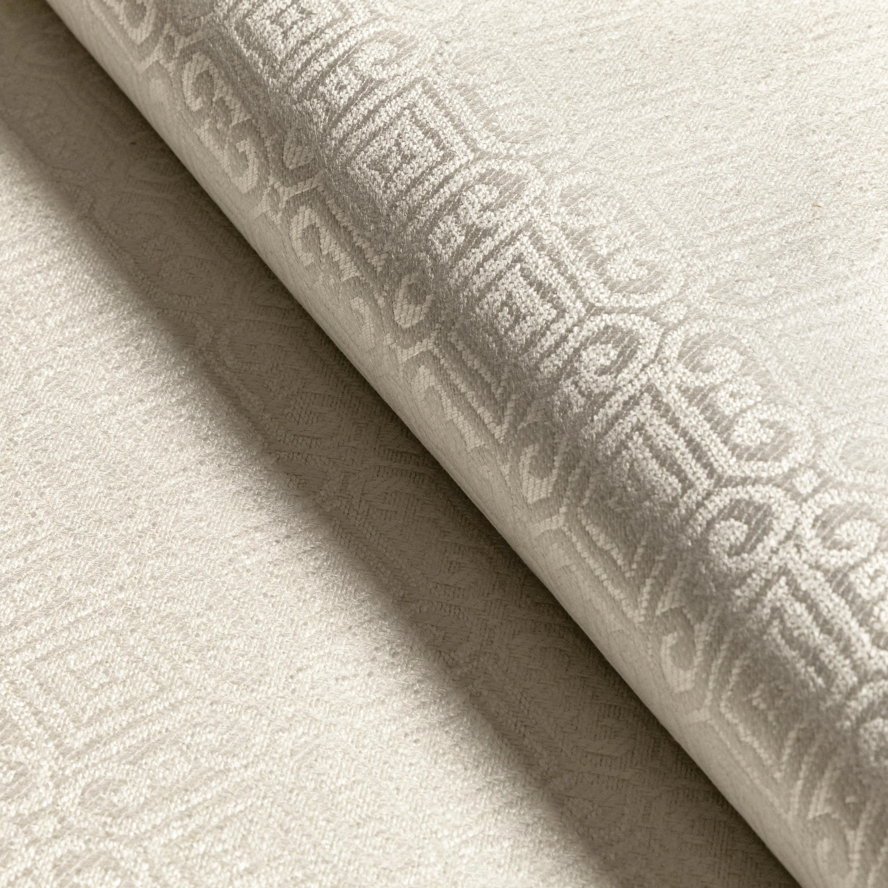Lee Jofa Prado Weave Pearl Upholstery Fabric - Image 4