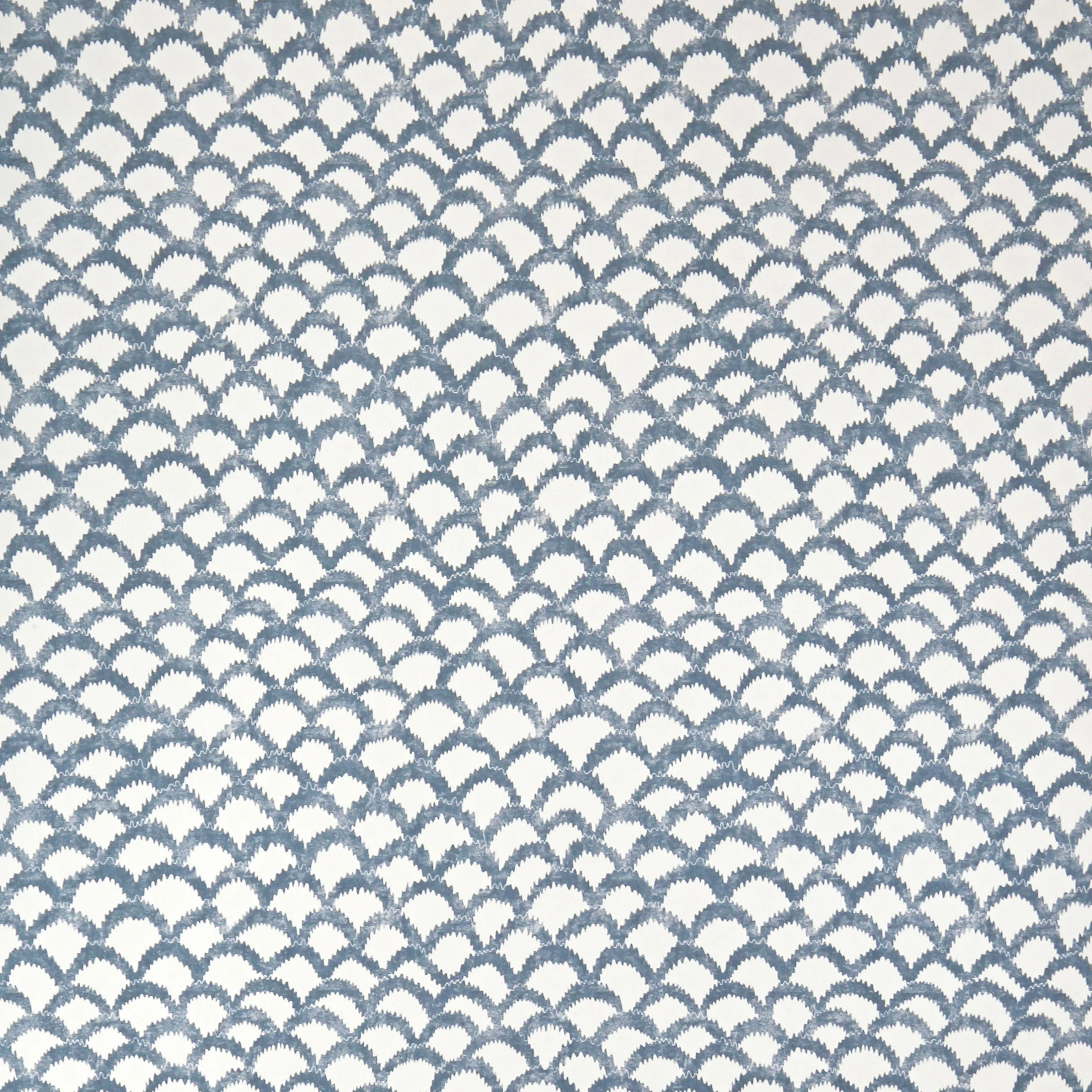 Lee Jofa Roche Wp Blue Wallpaper - Image 2