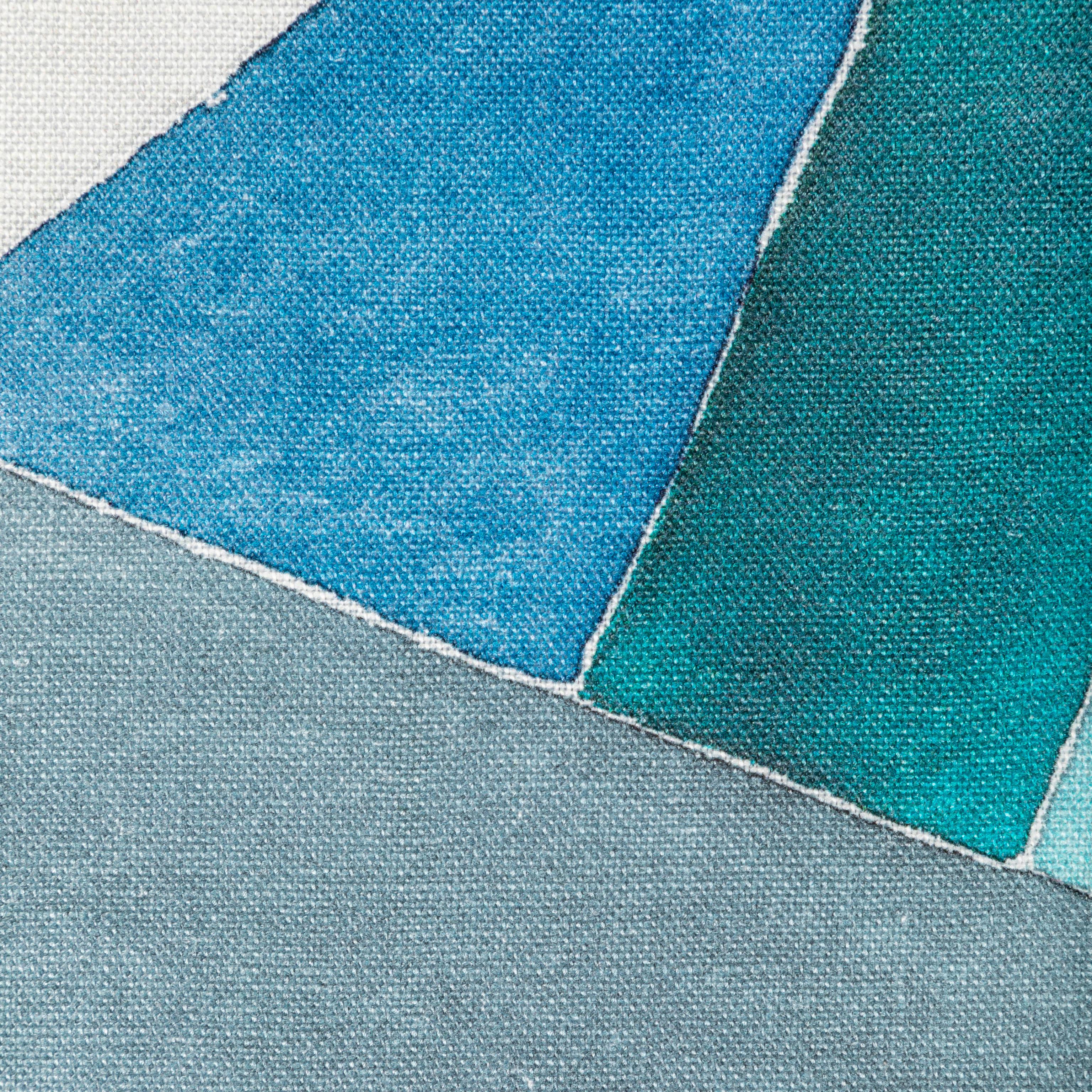 Lee Jofa Roulade Print Navy/Teal Fabric - Image 3