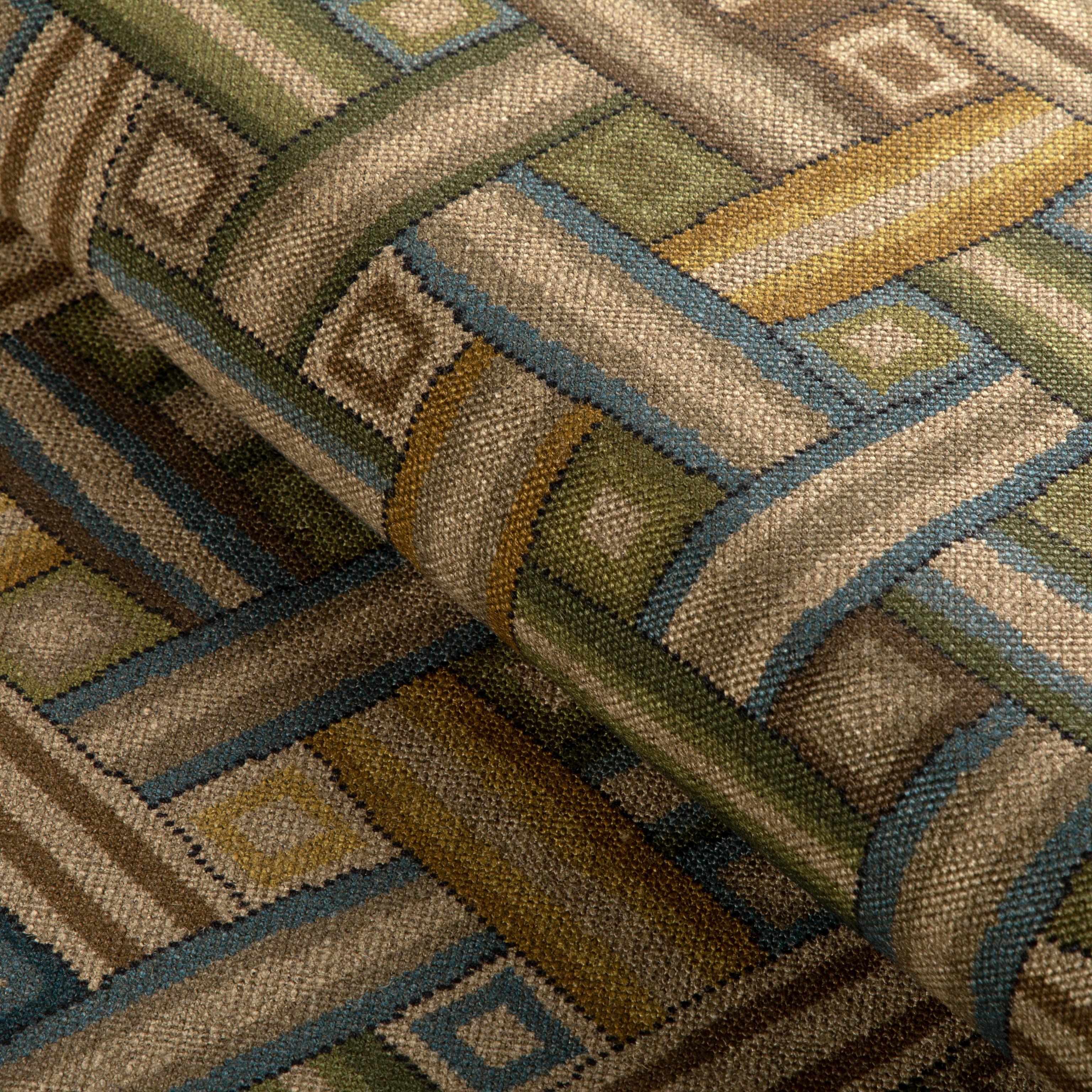 Lee Jofa Strapwork Print Ivy/Blue Fabric - Image 4