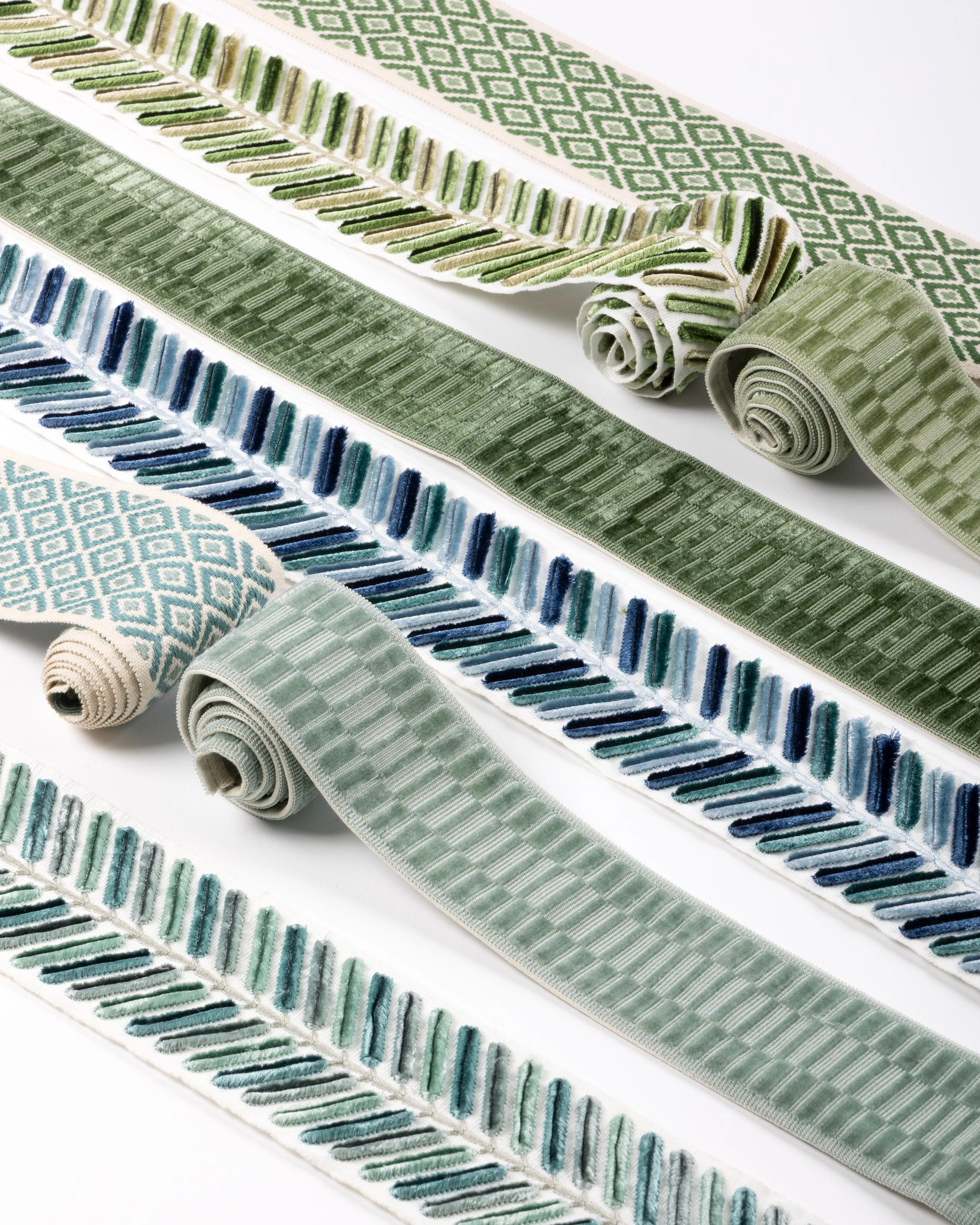 Lee Jofa Wingfield Emb Tape Green Trim - Image 5