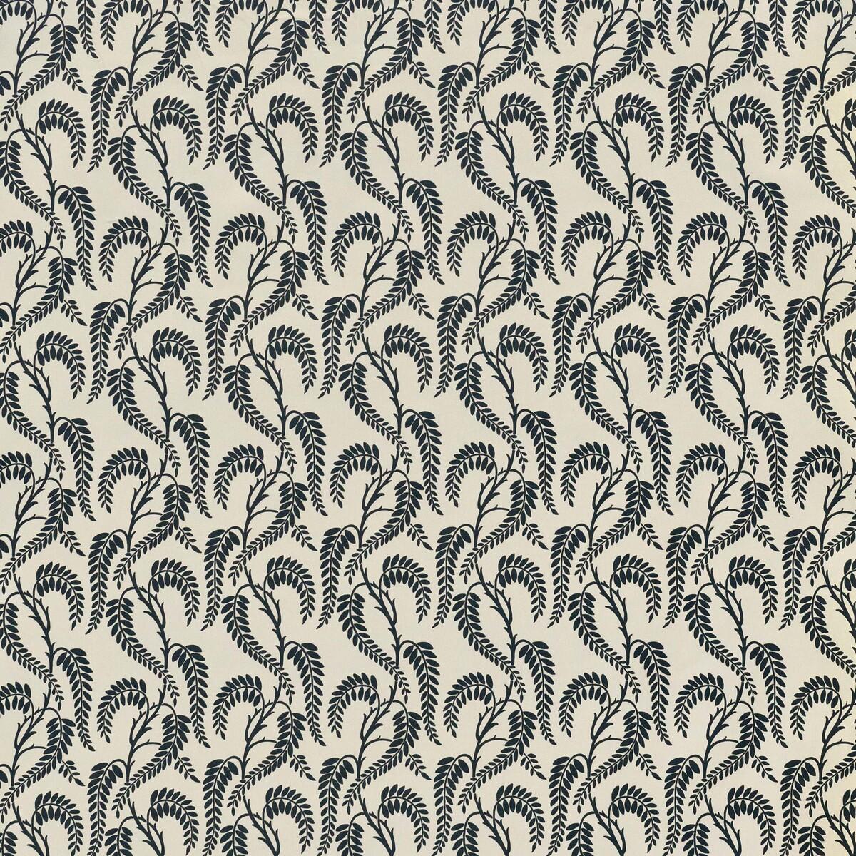 Lee Jofa Wisteria Navy On White Fabric - Image 3