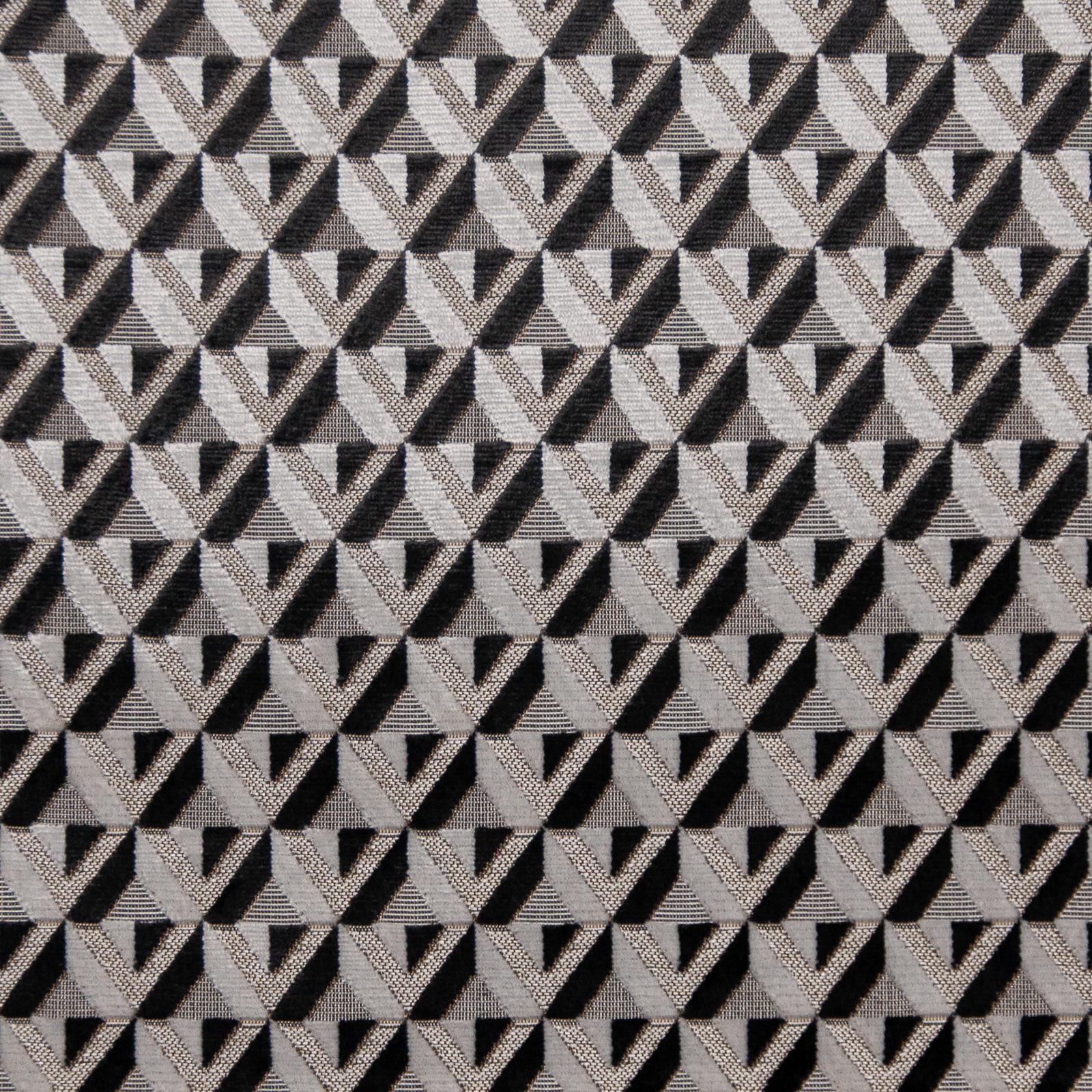 Maxwell Vinovo #618 Tuxedo Fabric
