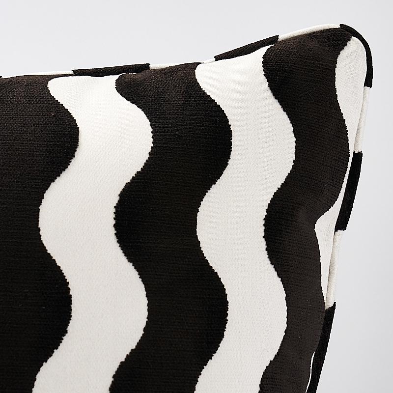Schumacher Black 20" X 20" The Wave Pillow - Image 2