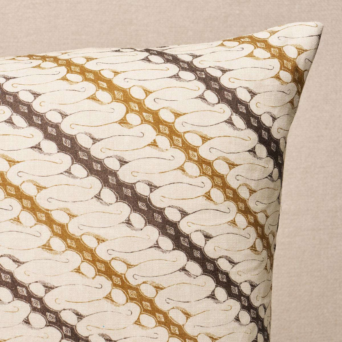 Schumacher Brown 24" X 24" Ronnie Pillow - Image 2