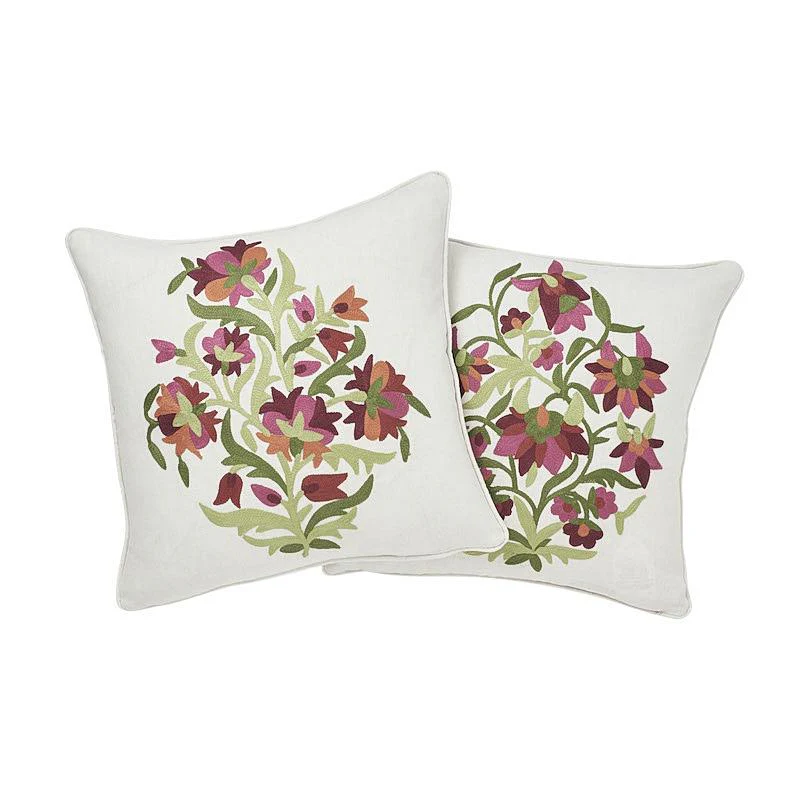 Schumacher Garnet 18" X 18" Antalya Medallian Pillow Pair