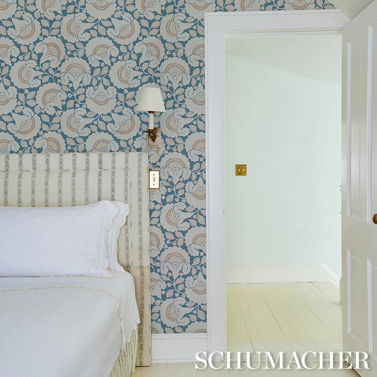 Schumacher Jackie Indigo Wallpaper - Image 5
