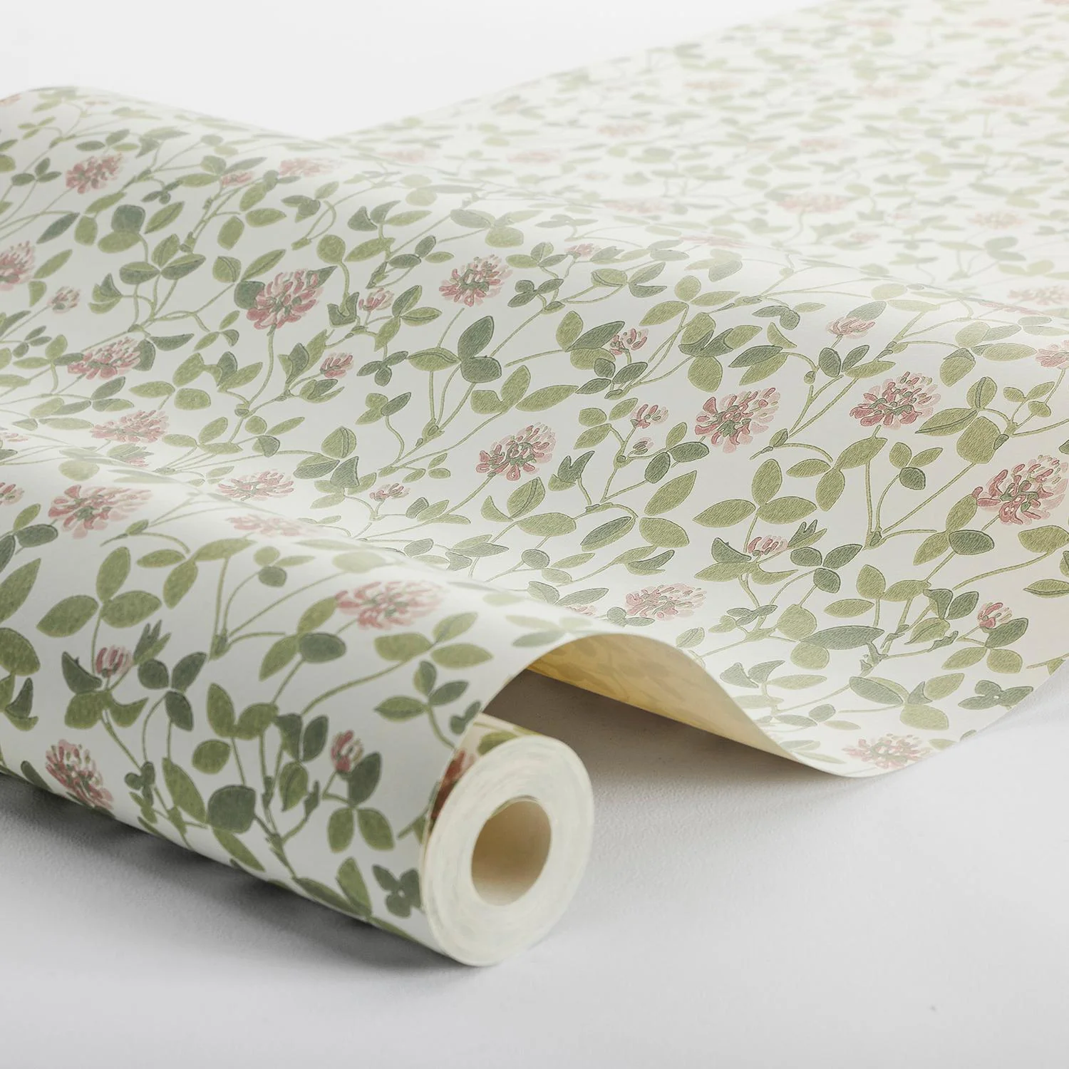 Schumacher Klöver Leaf Wallpaper - Image 2