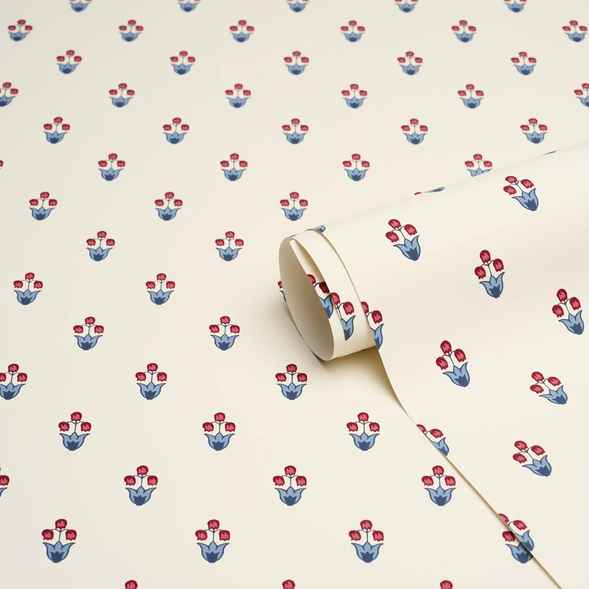 Schumacher Moira Hand Print Blue & Red Wallpaper - Image 4