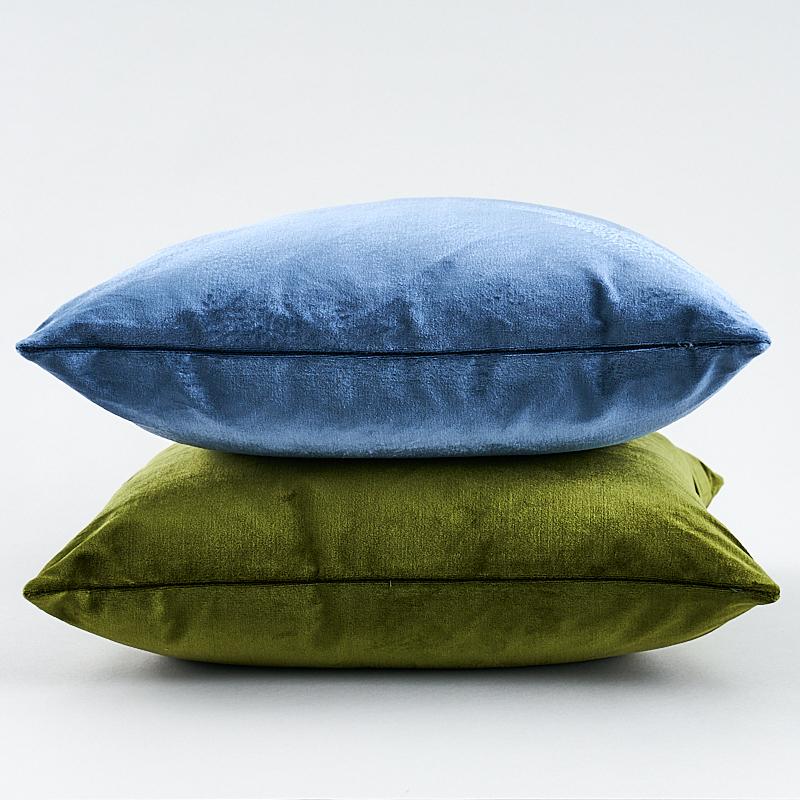 Schumacher Moss 24" X 24" Venetian Silk Velvet Pillow - Image 3