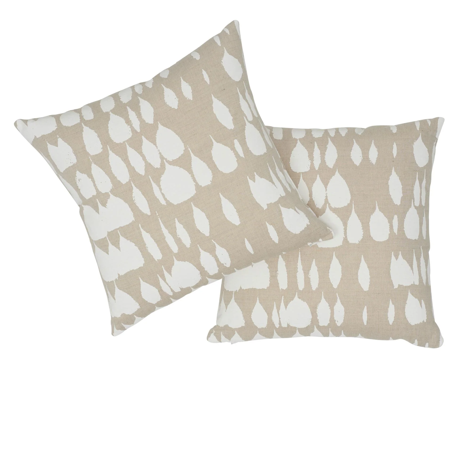 Schumacher Natural 20" X 20" Queen Of Spain Pillow - Image 4