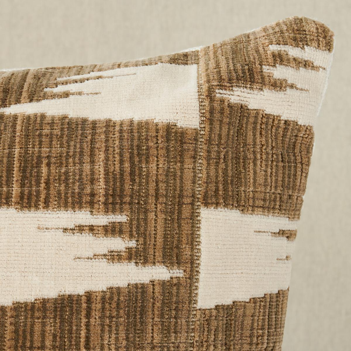 Schumacher Natural/Ivory 20" X 20" Tutsi Pillow - Image 4