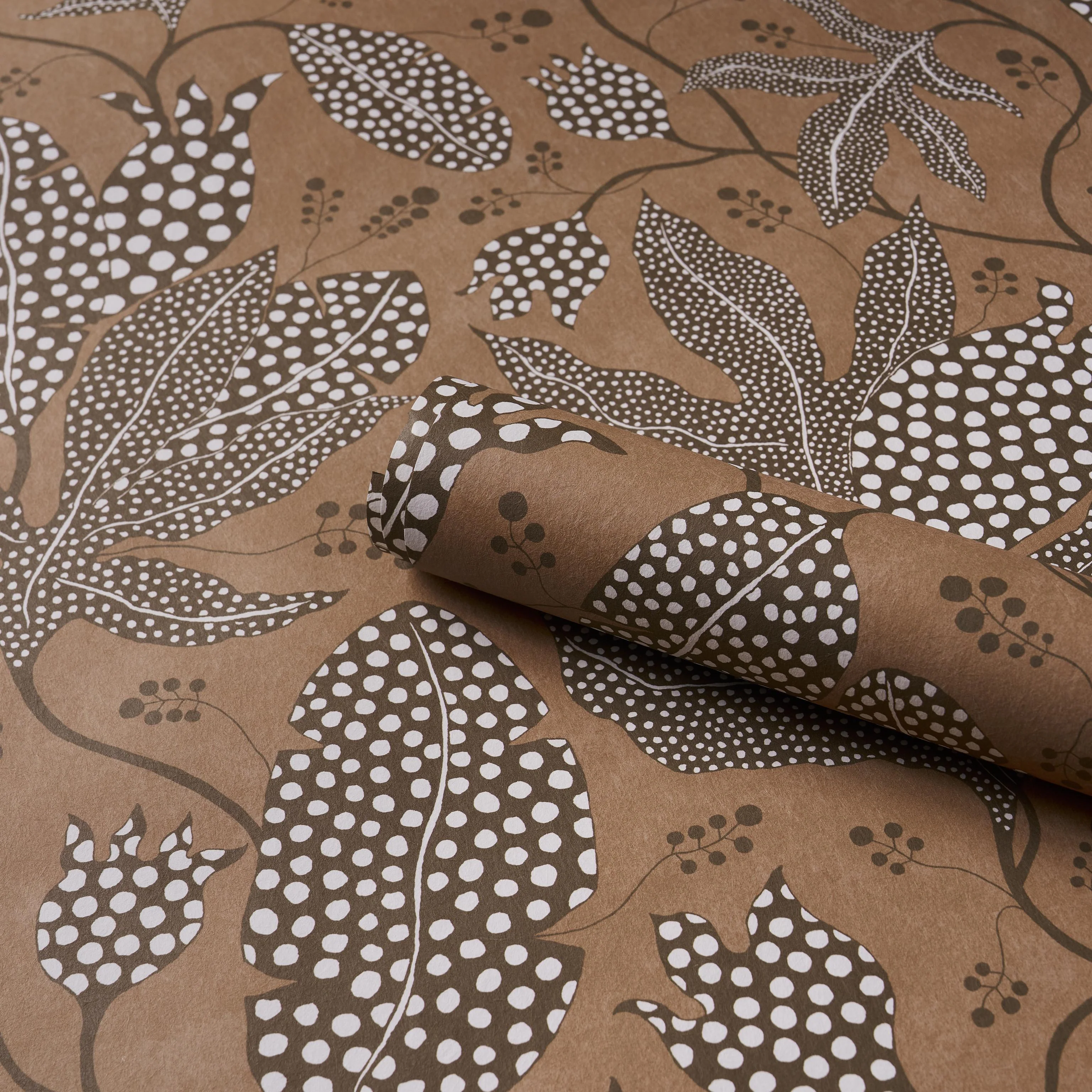 Schumacher Polka Dot Jungle Teracotta Wallpaper - Image 4