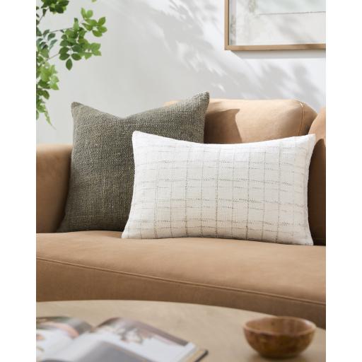 Surya Greenville Gne-001 18"H X 18"W Pillow Kit - Image 3