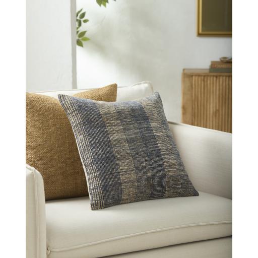 Surya Marzano Mzn-002 22"H X 22"W Pillow Kit - Image 2