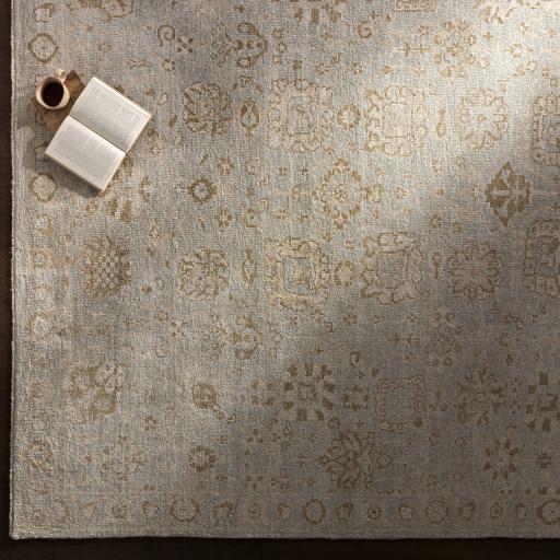 Surya Royal Ryl-2304 4' X 6' Handmade Rug - Image 2