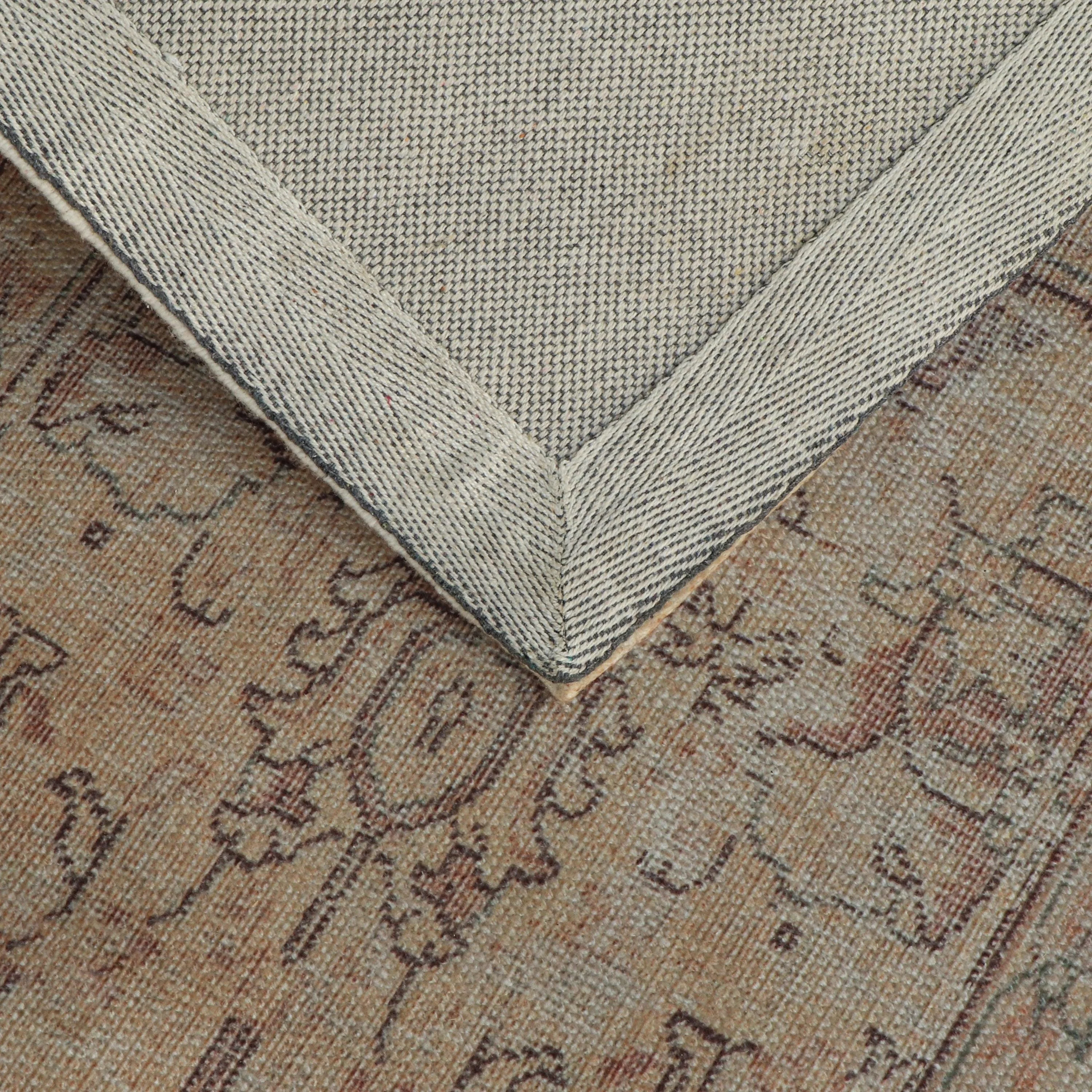 Tov Eden Area Rug 2'6" X 8' - Image 3