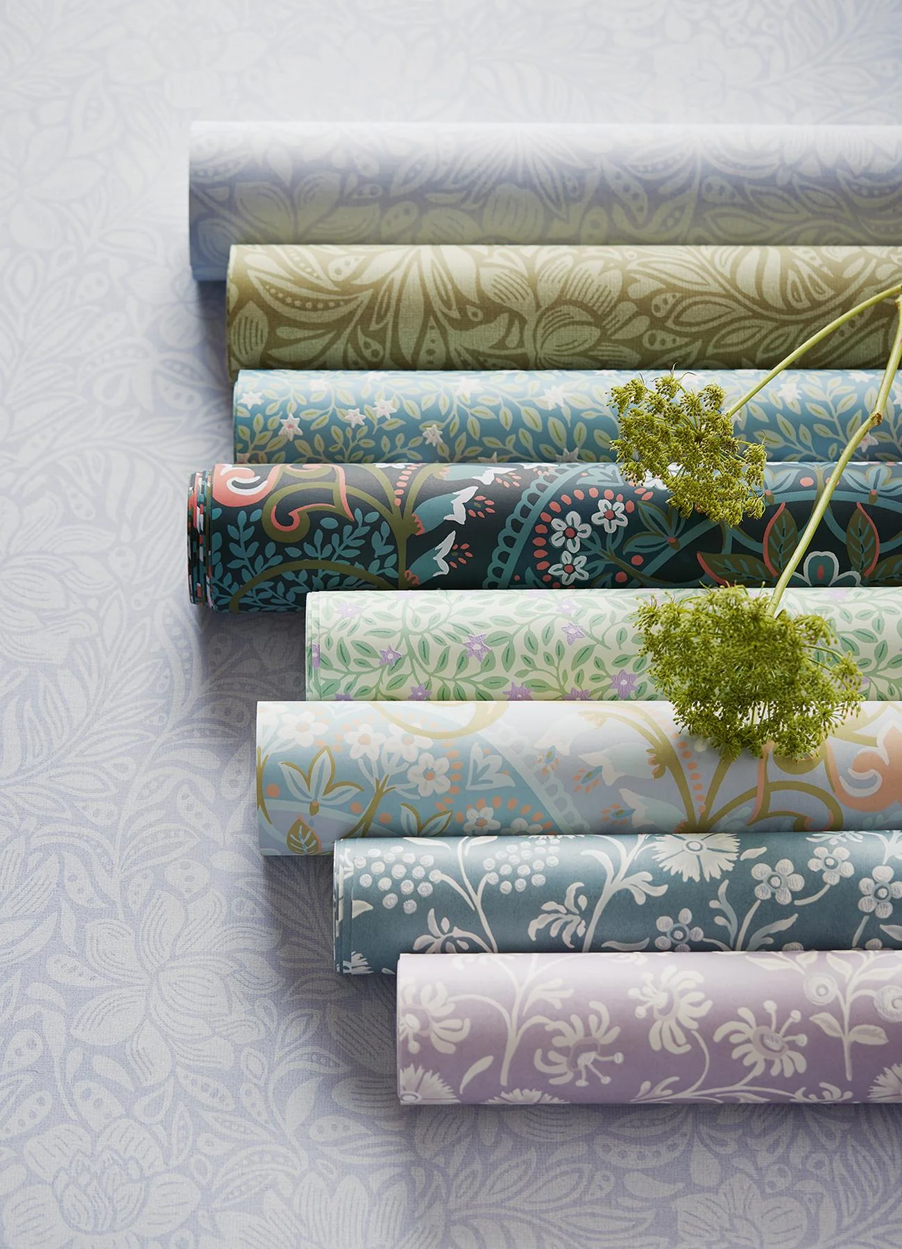 York Nasrin Blueberry Damask Wallpaper - Image 3